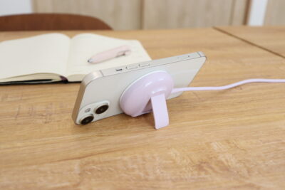 こんなスマホスタンドもあったんだ！進化を遂げるスマホスタンドとは？